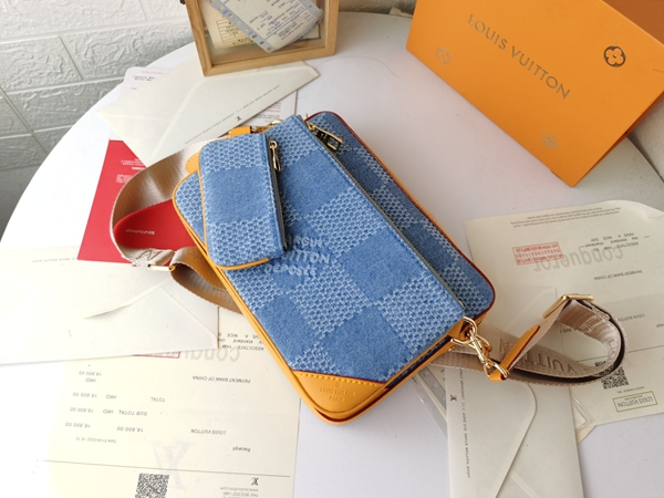 ルイヴィトンバッグ側面デザイン